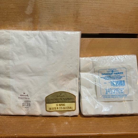 Vintage Halloween napkins packaged - Picture 4 of 4